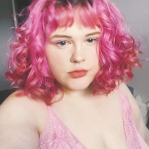 Meet your Posher, Cassandra